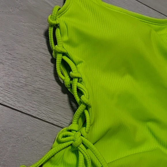 Hurley One Piece Swimsuit - Picture 3 of 7